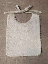 Charger l'image dans la galerie, Bavoir Gris chiné étoiles noires