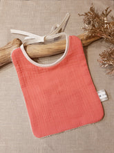Charger l'image dans la galerie, Bavoir Double gaze corail